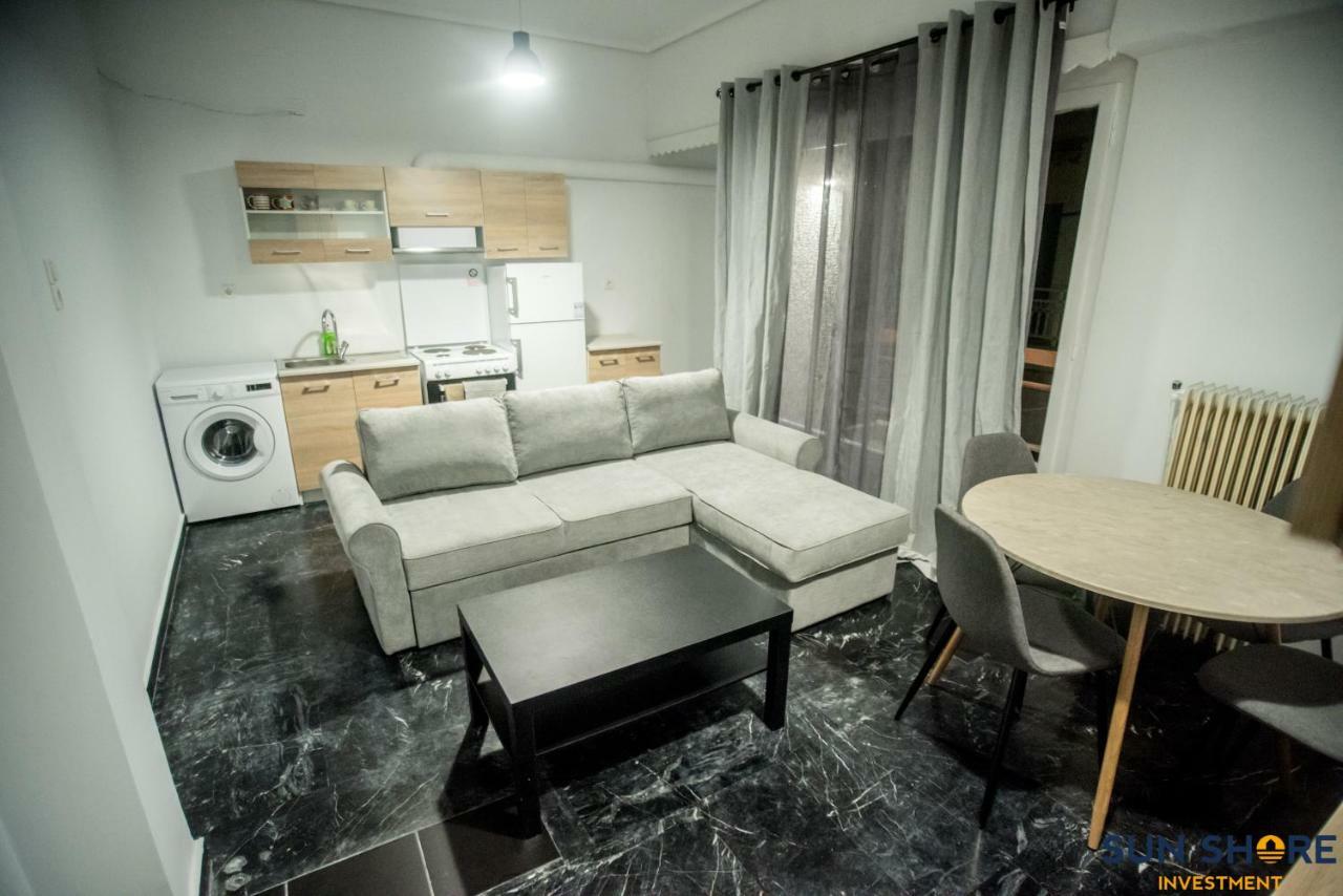 Explore Greece From Bright City Centre Apartment Халкис Екстериор снимка